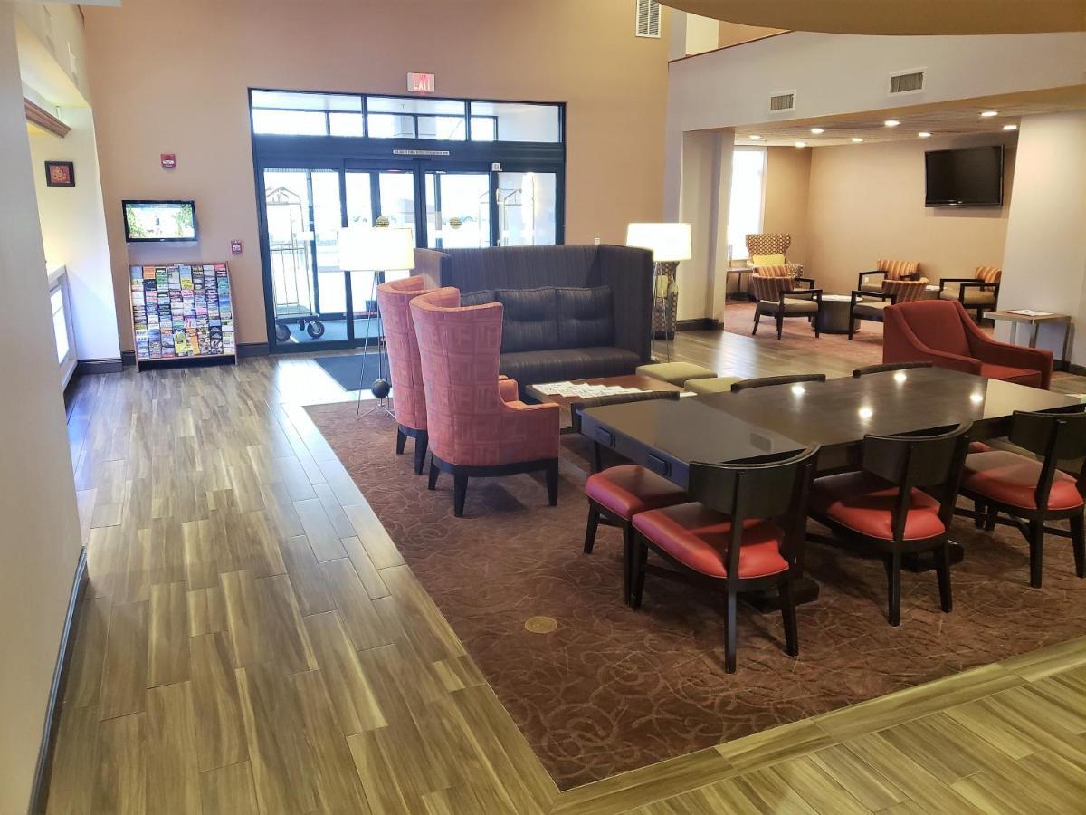 西波特兰/希尔斯伯勒智选假日酒店 外观 照片
