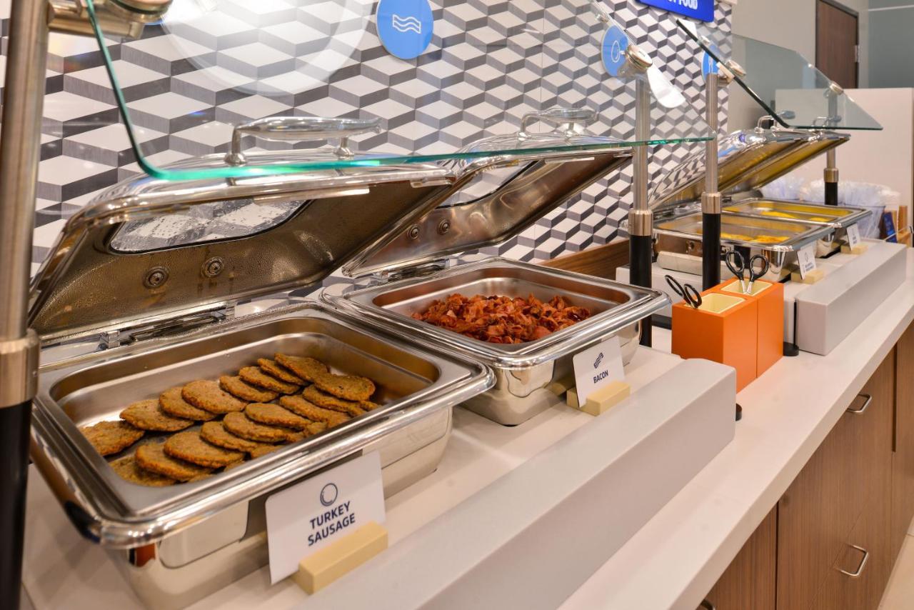 西波特兰/希尔斯伯勒智选假日酒店 外观 照片